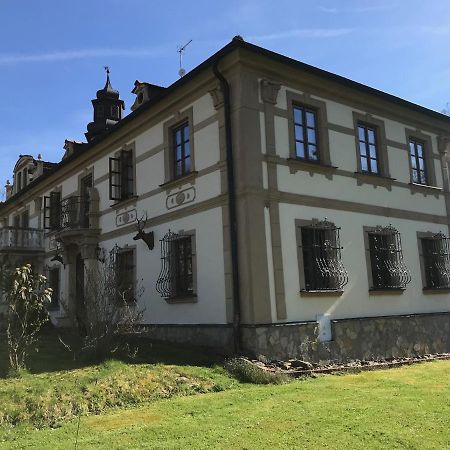 Zámeček Zdíky - Zámecký apartmán Bujanov Exterior foto